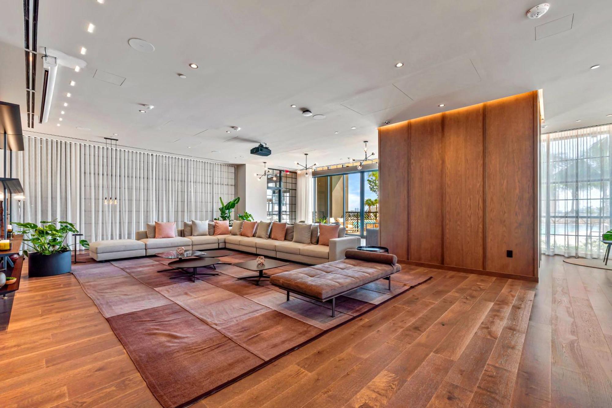 Prime Location By Kaseya Center With Direct Views Miami