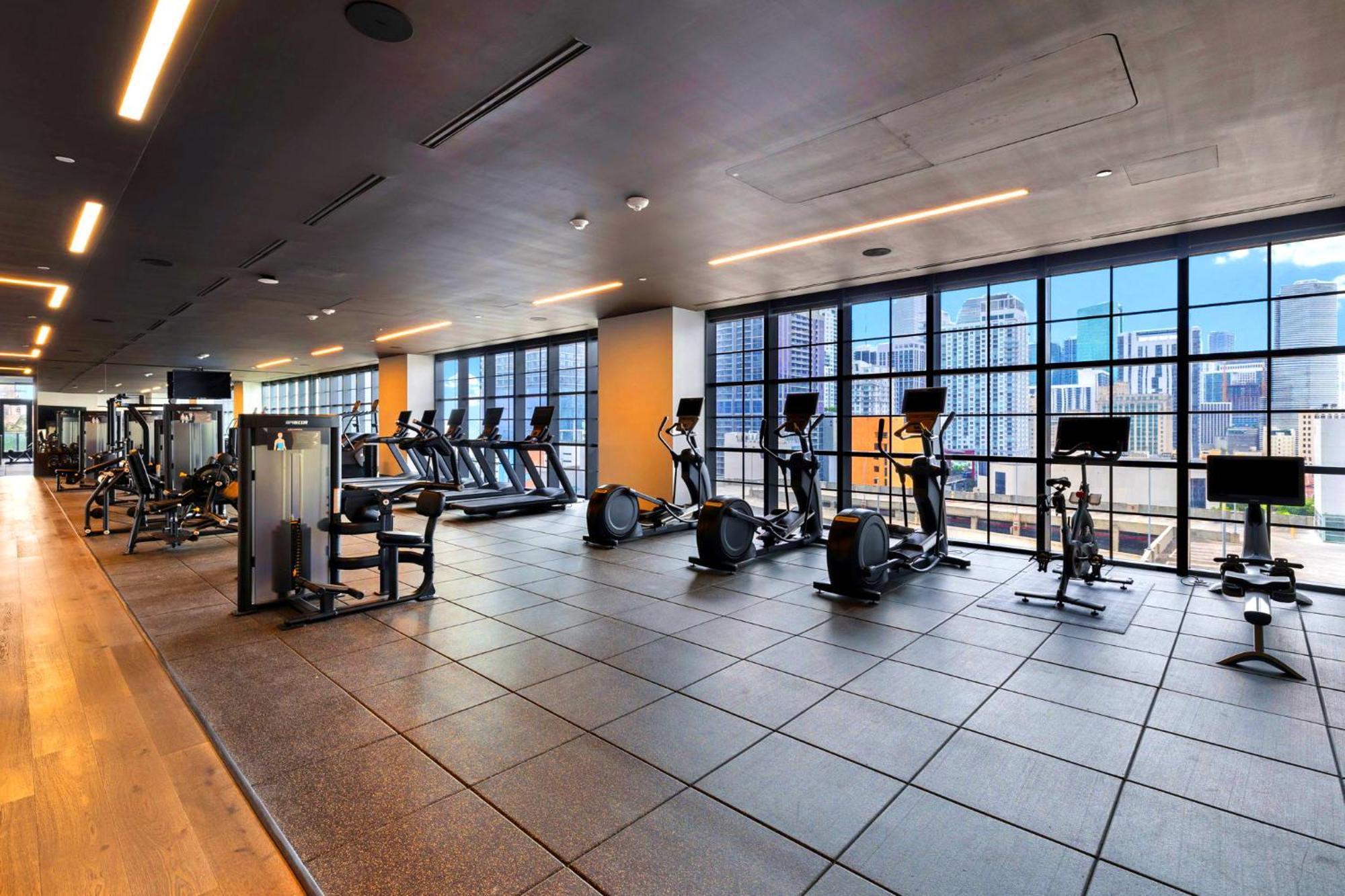 Prime Location By Kaseya Center With Direct Views Apartment Miami